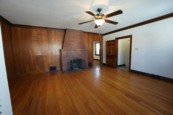 $199,900 | 2521 Orchard Street, Blue Island, IL 60406