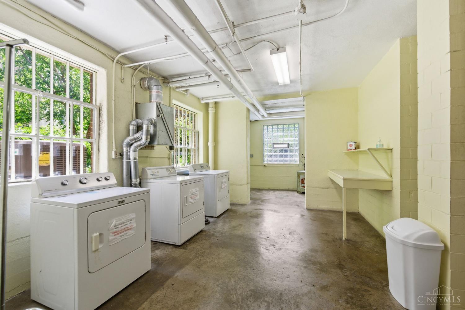2372 Madison Road, Unit W3D Cincinnati, OH 45208 - Photo 33 of 54
