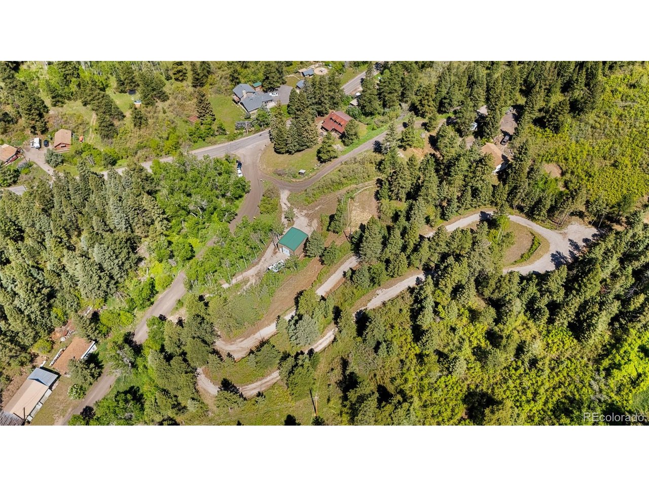 2 South Maxwell Hill Road Littleton, CO 80127 - Photo 5 of 29 a picture of a city