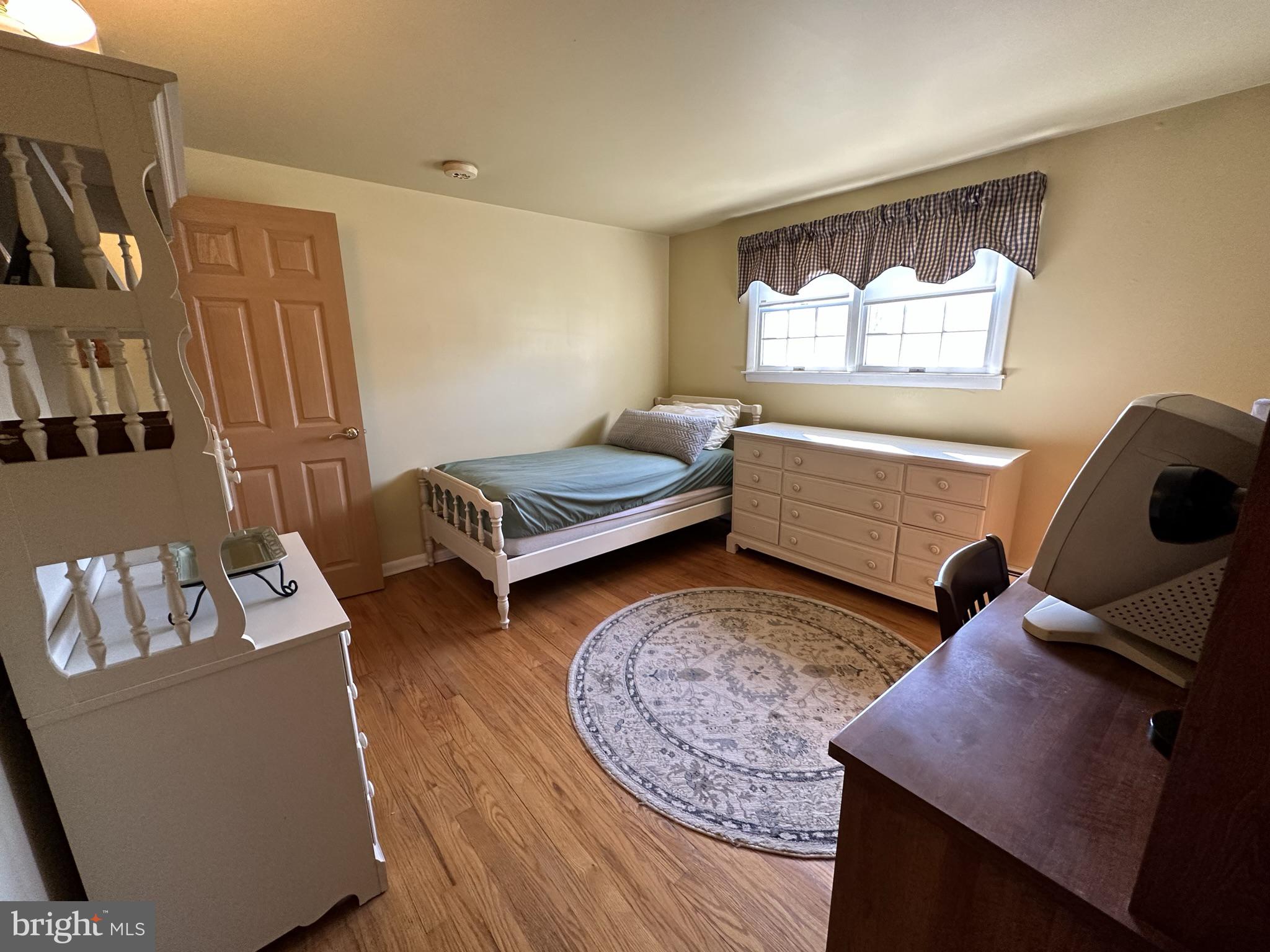 833 Roger Road Warminster, PA 18974 - Photo 22 of 36 2nd bedroom