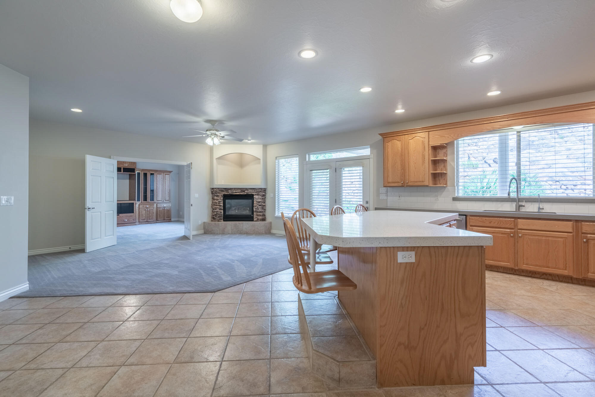 198 Shadow Point Drive St. George, UT 84770 - Photo 22 of 89 198 Shadow Point Dr-024