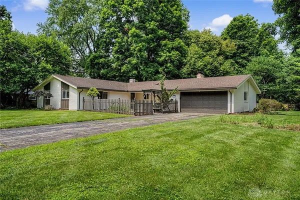 $330,000 | 460 Deauville Drive, Dayton, OH 45429