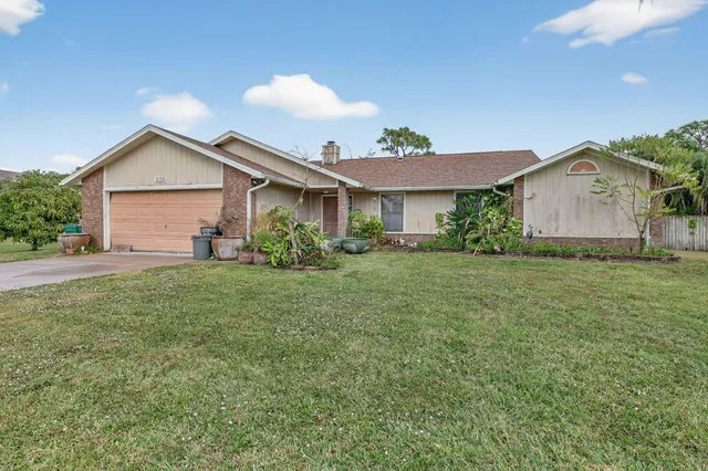 $425,000 | 3133 Fairview Drive, Melbourne, FL 32934