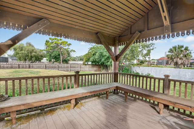 $425,000 | 3133 Fairview Drive, Melbourne, FL 32934