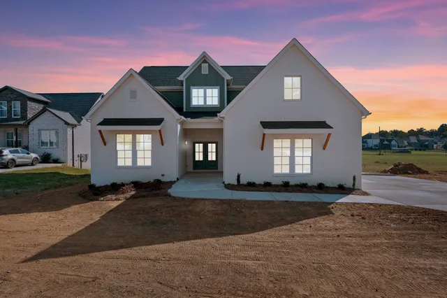 $839,990 | 5509 East Overall Creek Road, Rockvale, TN 37153