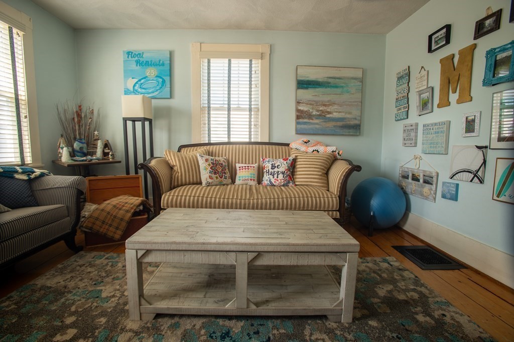 48 Puritan Road, Unit 1 Swampscott, MA 01907 - Photo 8 of 16 Gallery Image 8