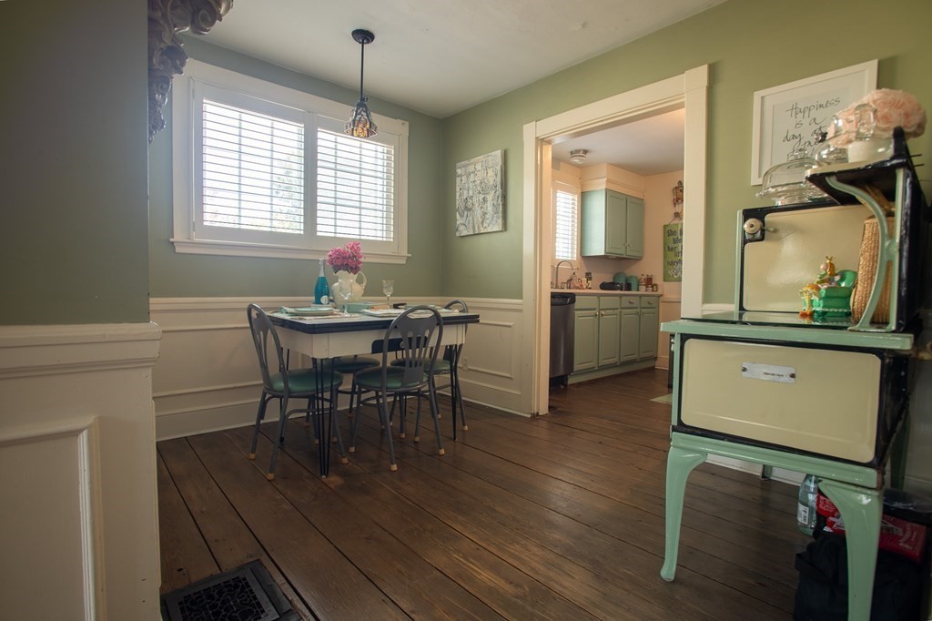 48 Puritan Road, Unit 1 Swampscott, MA 01907 - Photo 10 of 16 Gallery Image 10