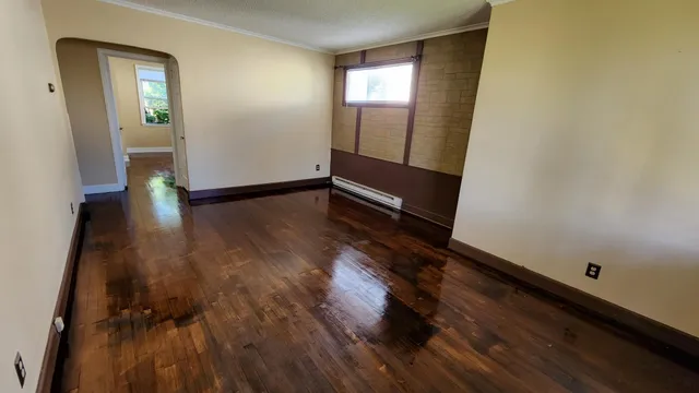 $800 | 118 12th Street South, Virginia, MN 55792