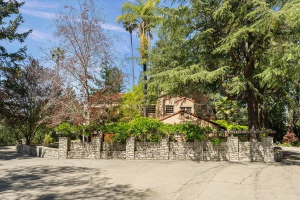 $8,998,888 | 19941 Sunset Drive, Saratoga, CA 95070