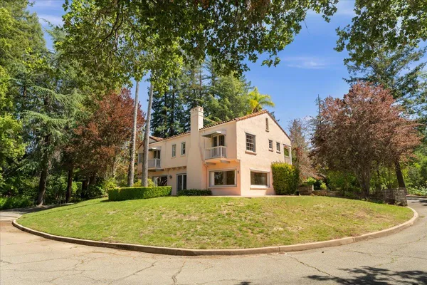 $8,998,888 | 19941 Sunset Drive, Saratoga, CA 95070