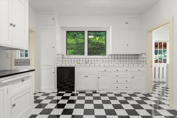 $8,998,888 | 19941 Sunset Drive, Saratoga, CA 95070