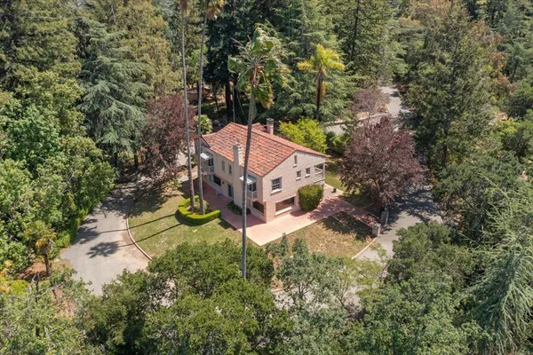 $8,998,888 | 19941 Sunset Drive, Saratoga, CA 95070
