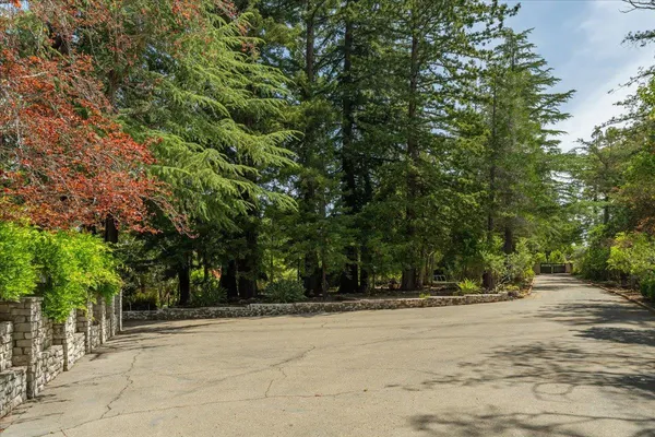 $8,998,888 | 19941 Sunset Drive, Saratoga, CA 95070
