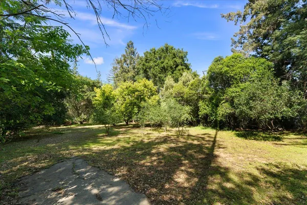 $8,998,888 | 19941 Sunset Drive, Saratoga, CA 95070