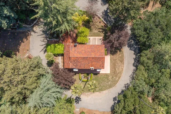 $8,998,888 | 19941 Sunset Drive, Saratoga, CA 95070
