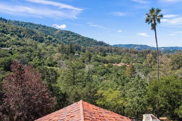 $8,998,888 | 19941 Sunset Drive, Saratoga, CA 95070