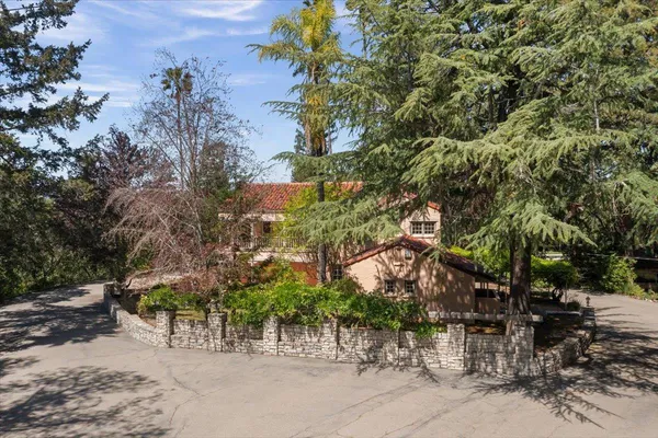 $8,998,888 | 19941 Sunset Drive, Saratoga, CA 95070