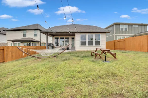 $2,495 | 6404 Mallord Brook Bend, Buda, TX 78610