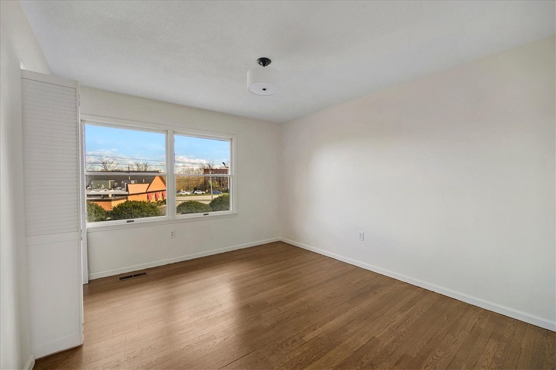 10 Sheffield Road Cranston, RI 02920 - Photo 12 of 32