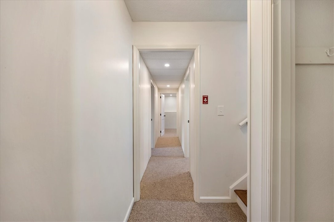 10 Sheffield Road Cranston, RI 02920 - Photo 24 of 32