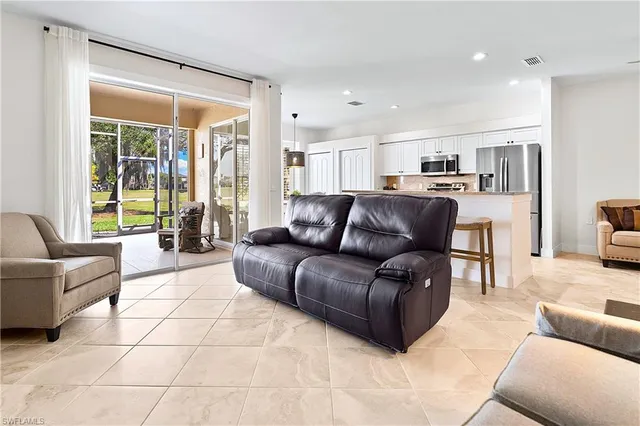 $374,000 | 21555 Portrush Run, Estero, FL 33928