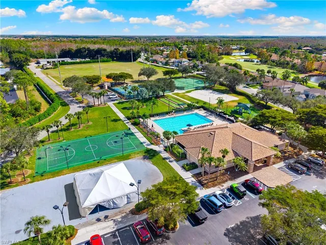 $374,000 | 21555 Portrush Run, Estero, FL 33928