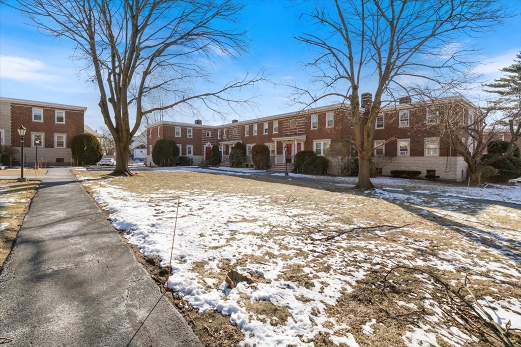 32 Newman Road, Unit ONE Malden, MA 02148 - Photo 3 of 20