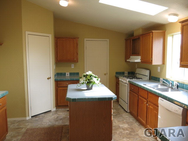 320 Rosevale Road Grand Junction, CO 81507 - Photo 6 of 14 Gallery Image 6