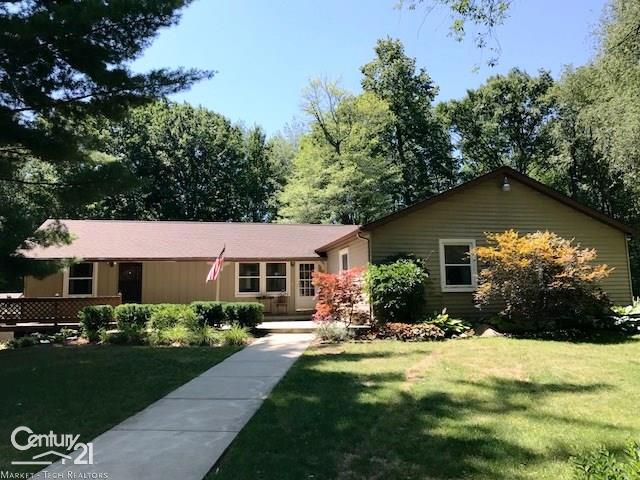 11176 North Pearson Road Utica, MI 48315 - Photo 1 of 48