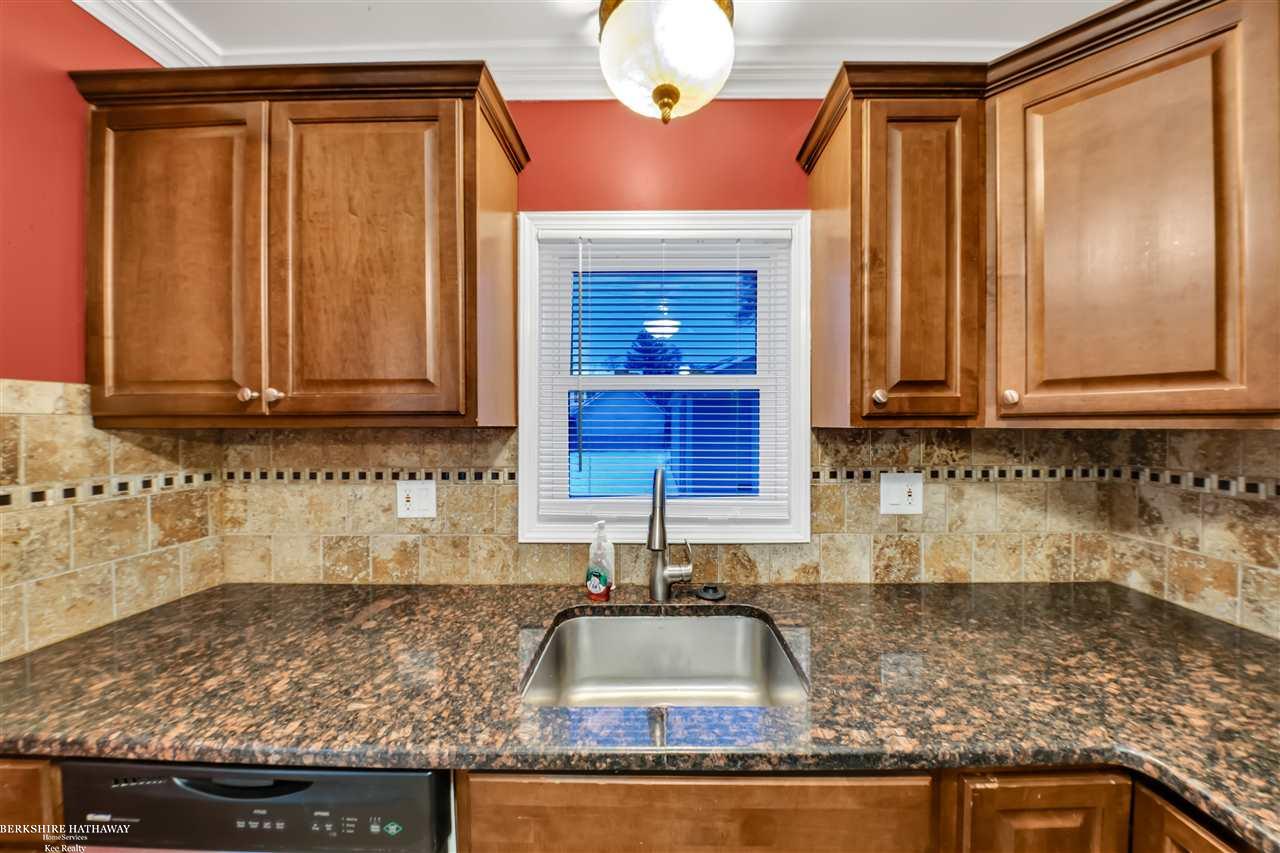 322 East Thirteen Mile Road Royal Oak, MI 48073 - Photo 8 of 16
