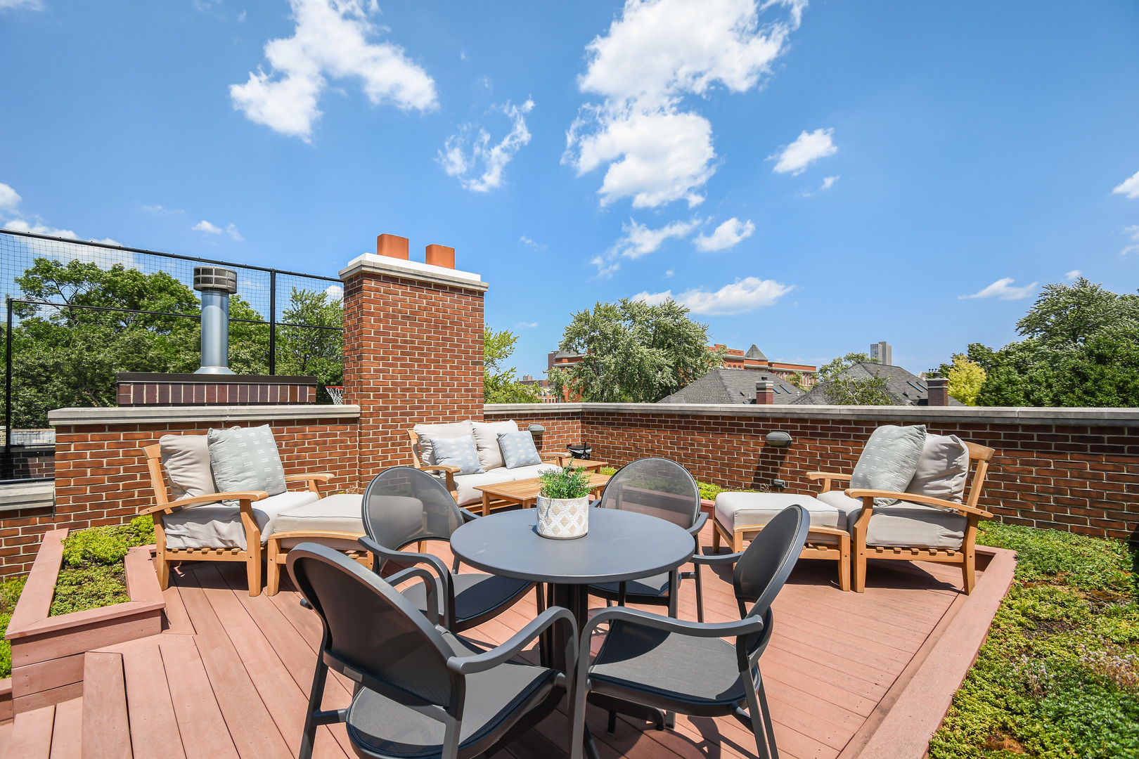 3751 North Greenview Avenue Chicago, IL 60613 - Photo 34 of 52 a view of an outside dining space with furniture