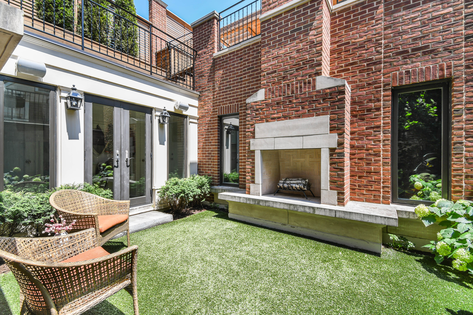 3751 North Greenview Avenue Chicago, IL 60613 - Photo 48 of 52 a view of an house with backyard outdoor seating area and barbeque oven
