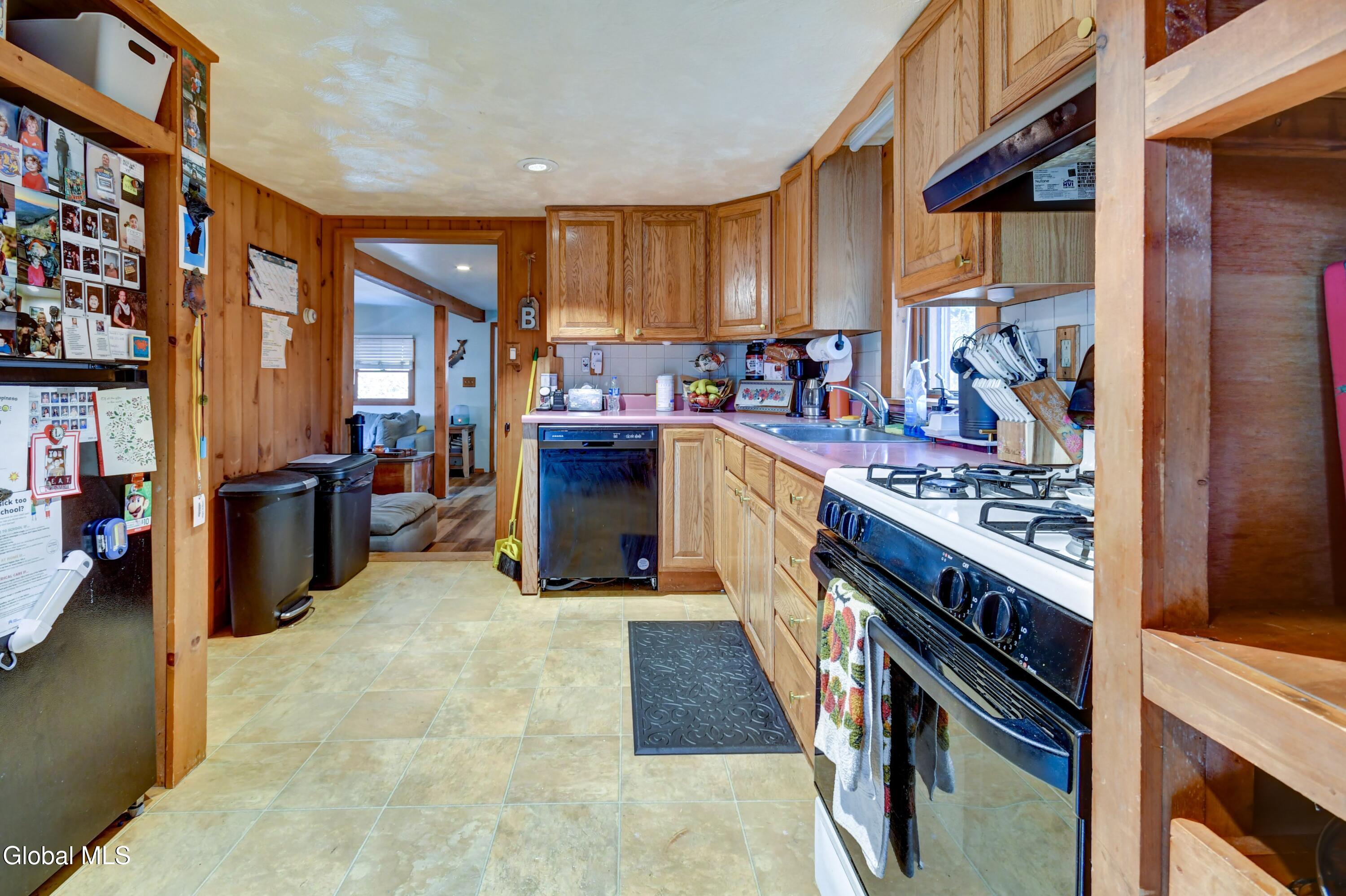 259 Hart Road Ephratah, NY 13452 - Photo 6 of 41 259 Hart Rd-45