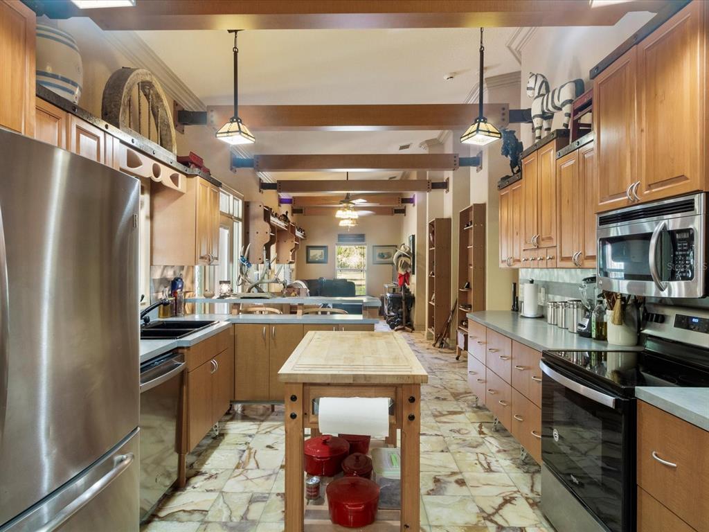 10820 Southwest 31st Way Webster, FL 33597 - Photo 25 of 37 Gallery Image 25