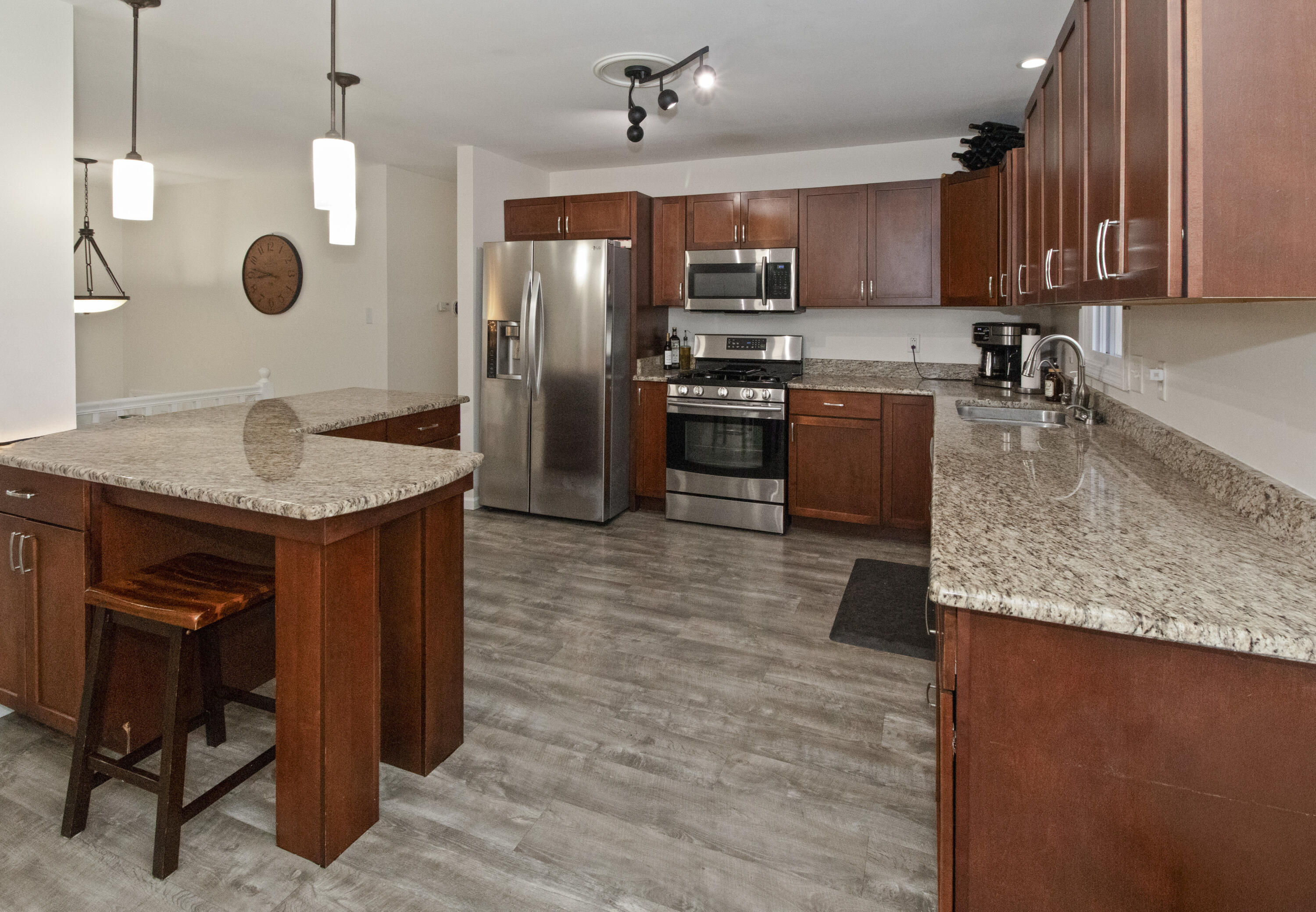 1802 Forest Lane Crown Point, IN 46307 - Photo 11 of 45 3000x2079