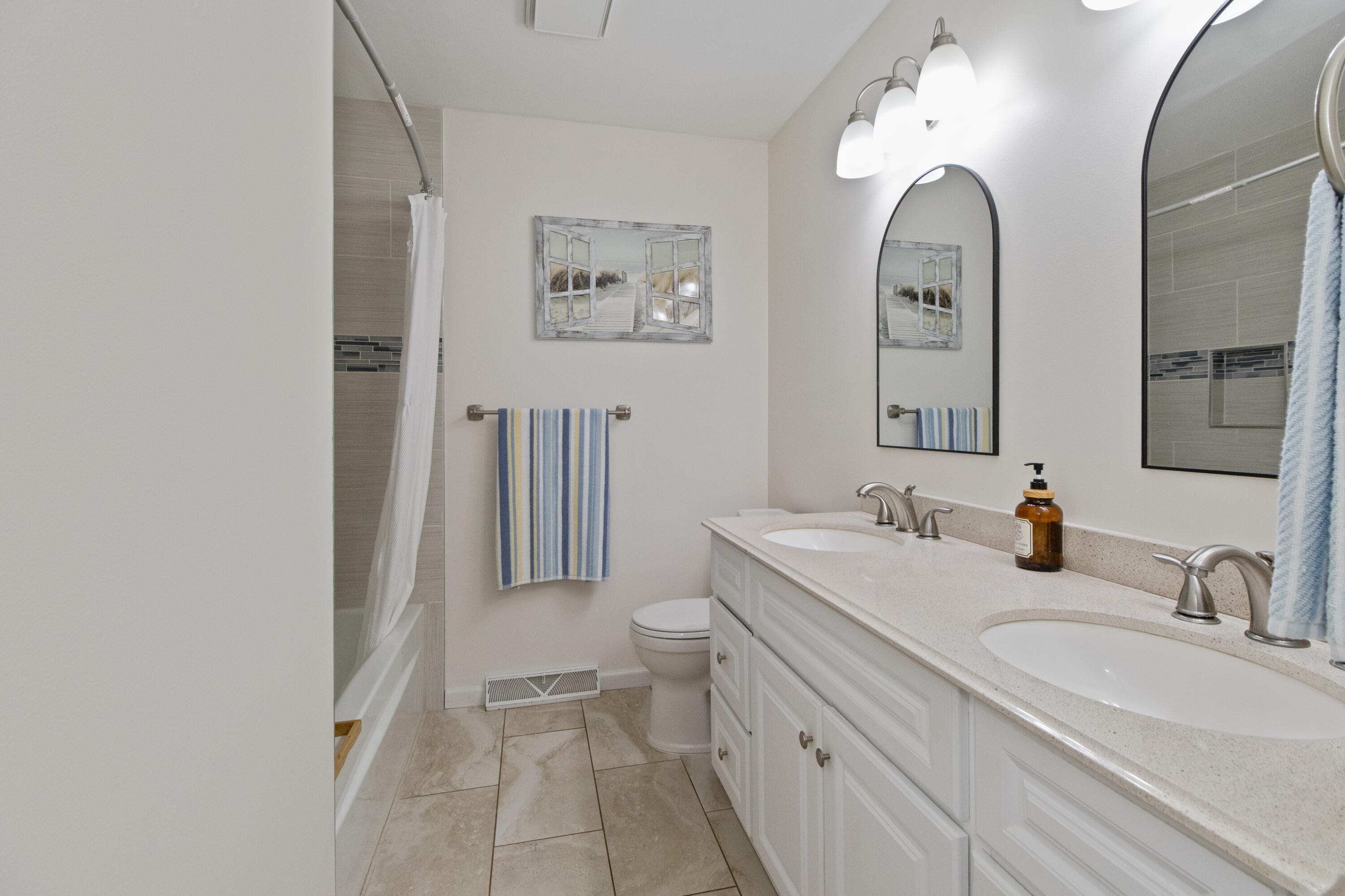 1802 Forest Lane Crown Point, IN 46307 - Photo 13 of 45 3000x1999