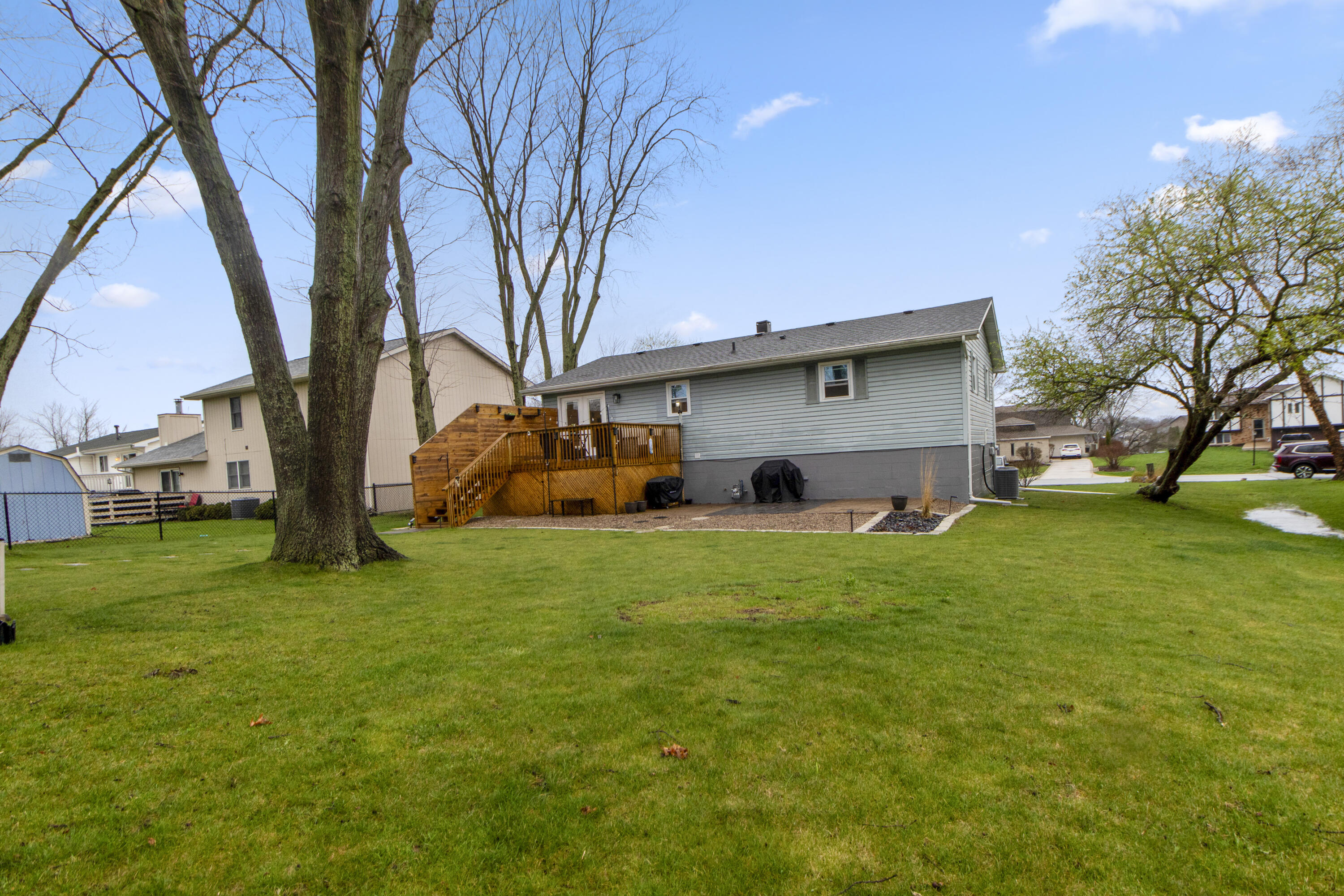 1802 Forest Lane Crown Point, IN 46307 - Photo 39 of 45 3000x2000