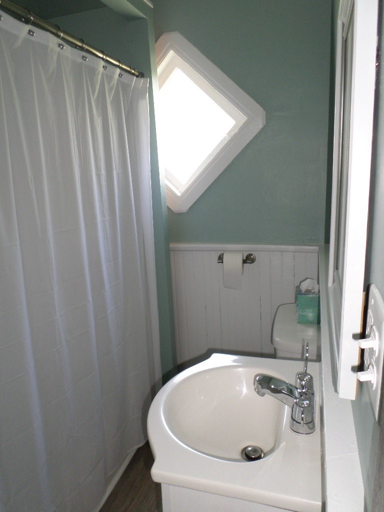 1520 Main Street Rochester, IN 46975 - Photo 5 of 11