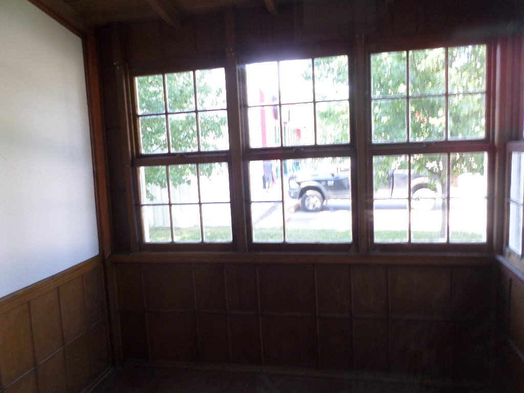 1520 Main Street Rochester, IN 46975 - Photo 9 of 11