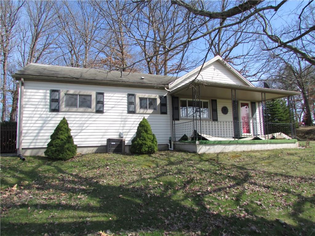 101 Century Farm Road Clinton, PA 15026 - Photo 2 of 24 Gallery Image 2