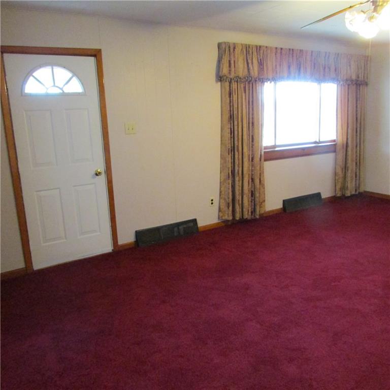 101 Century Farm Road Clinton, PA 15026 - Photo 14 of 24 Gallery Image 14