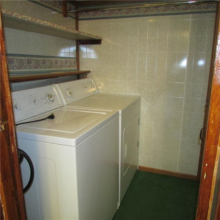 101 Century Farm Road Clinton, PA 15026 - Photo 15 of 24 Main floor laundry.