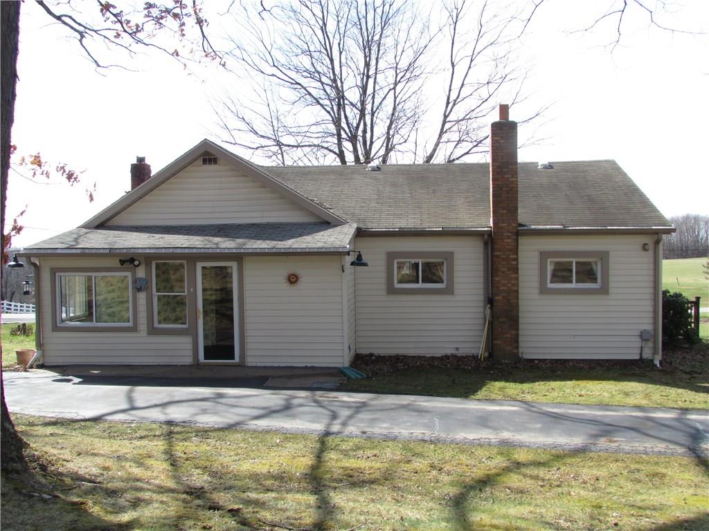 101 Century Farm Road Clinton, PA 15026 - Photo 4 of 24 Rear exterior of home.