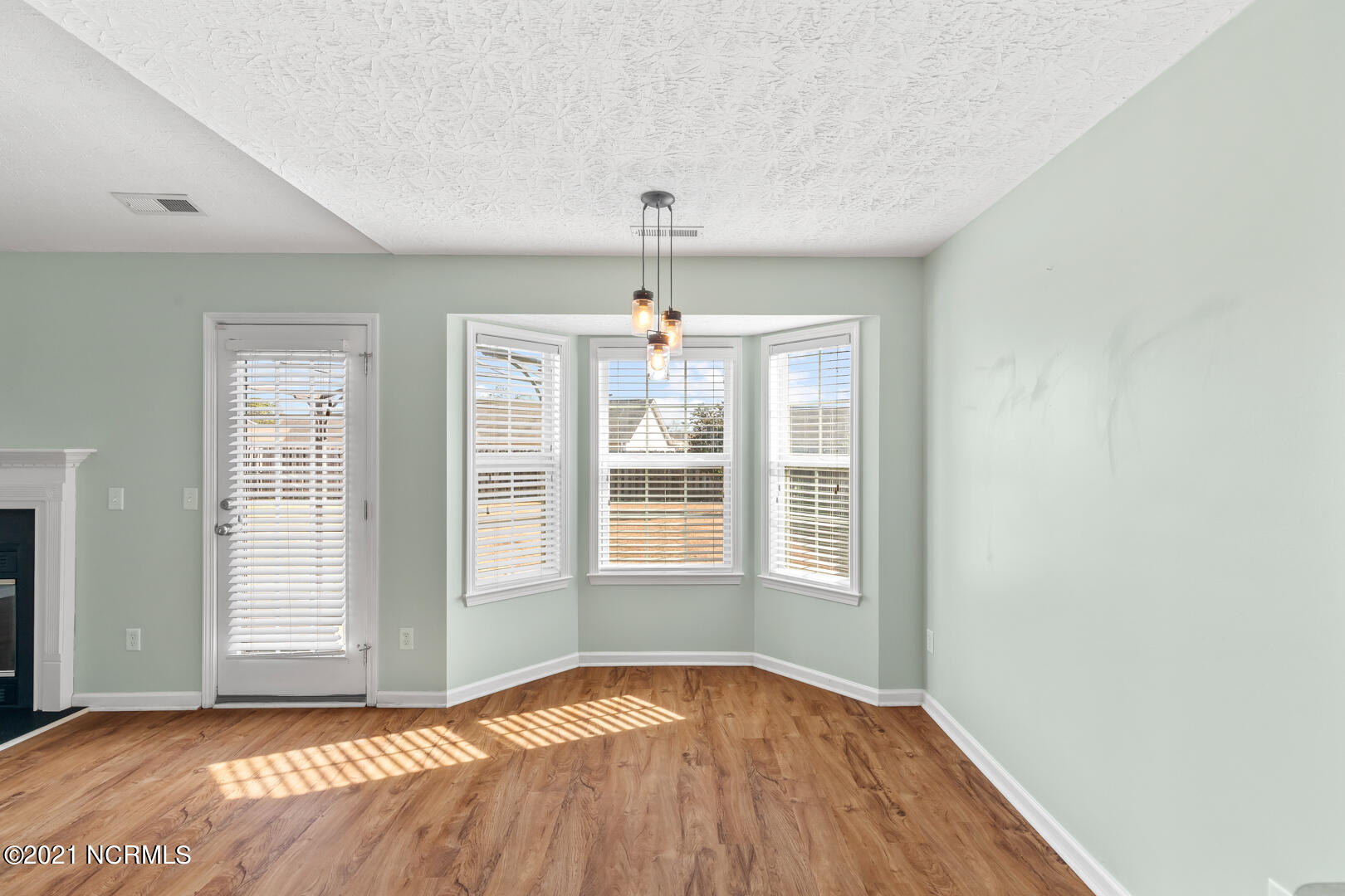 236 Red Carnation Drive Holly Ridge, NC 28445 - Photo 12 of 37 14