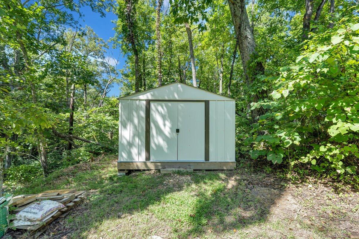 7701 Old Mill Road Roanoke, VA 24018 - Photo 24 of 29 24-MIB01790