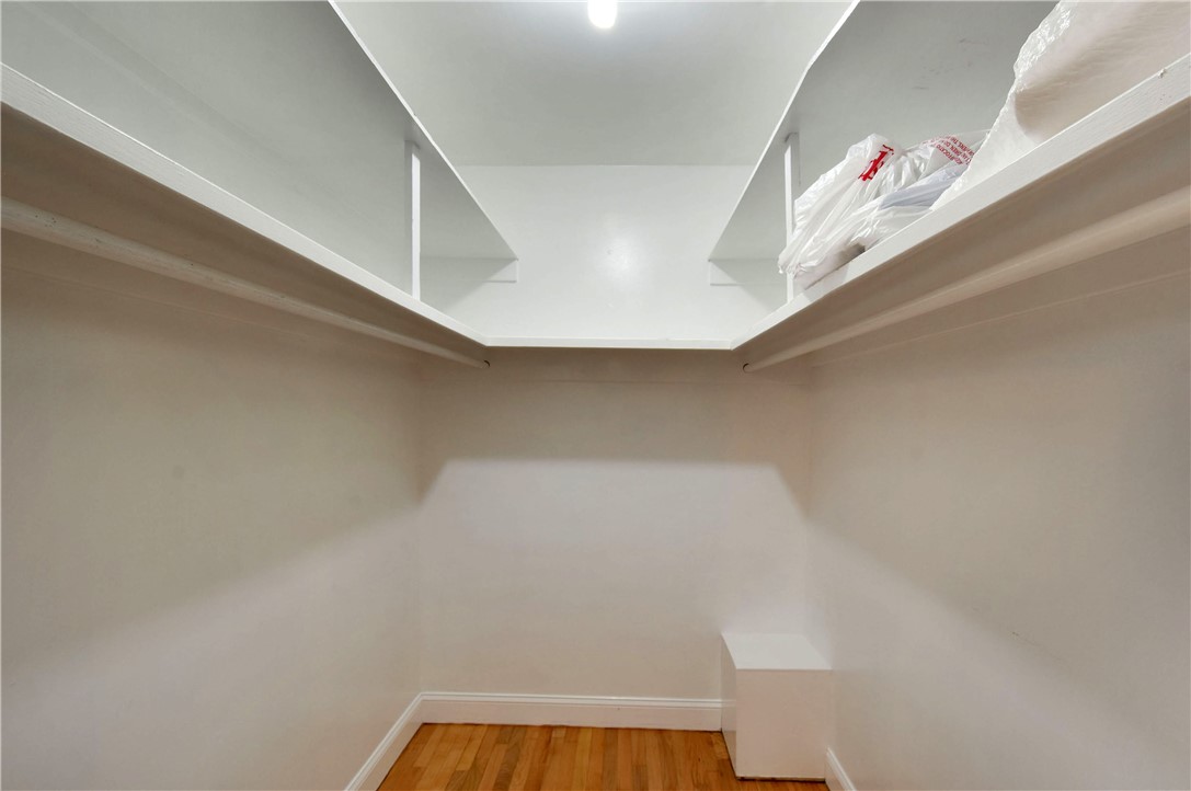 106 Dodge Road St. Simons Island, GA 31522 - Photo 19 of 24 Primary Bedroom closet
