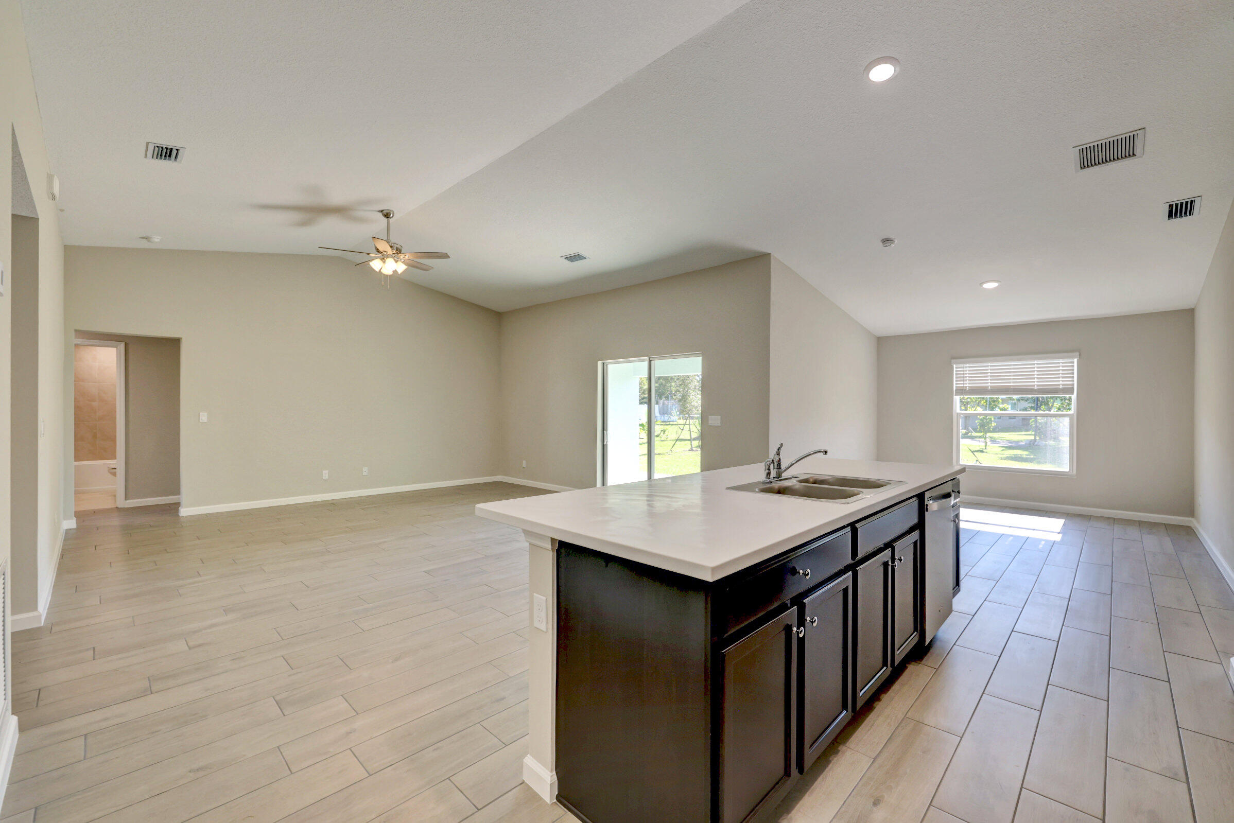 528 Southwest Undallo Road Port St. Lucie, FL 34953 - Photo 12 of 40 12_632a4960_1_2_3_4