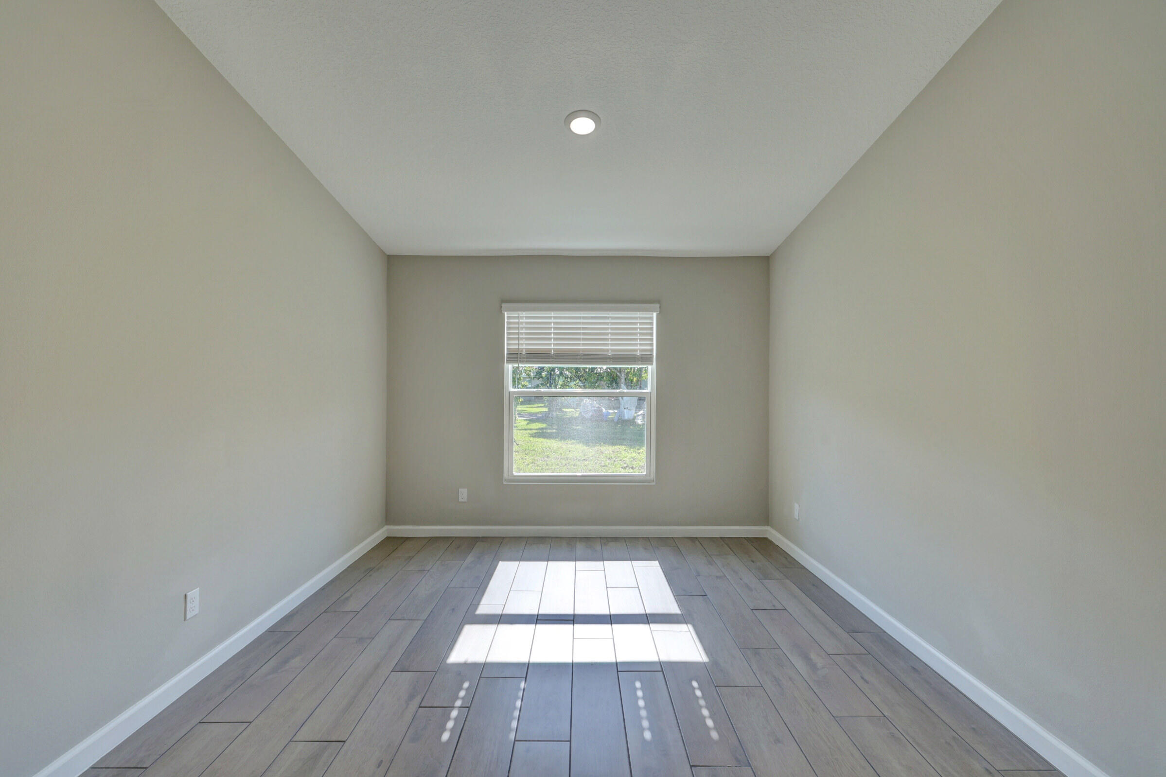 528 Southwest Undallo Road Port St. Lucie, FL 34953 - Photo 13 of 40 13_632a4965_6_7_8_9