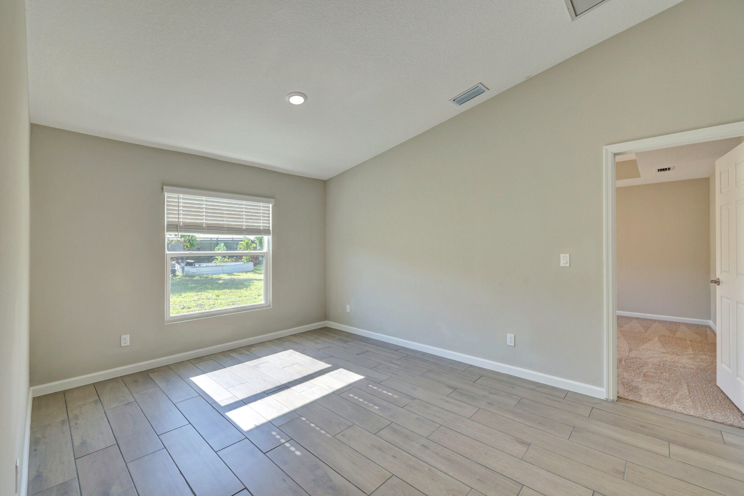 528 Southwest Undallo Road Port St. Lucie, FL 34953 - Photo 15 of 40 15_632a4975_6_7_8_9