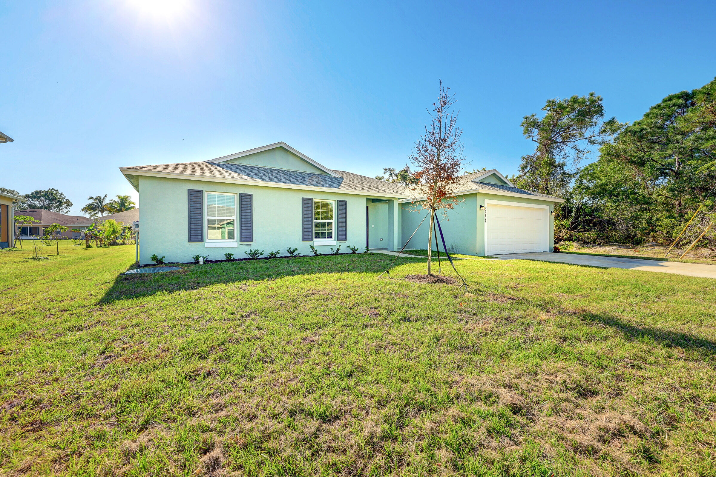 528 Southwest Undallo Road Port St. Lucie, FL 34953 - Photo 2 of 40 02_632a4900_1_2_3_4